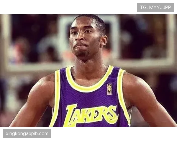 科比无球跑动占比提升，关键回合得分效率改变湖人进攻结构